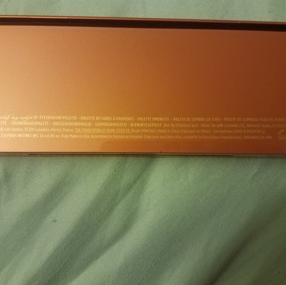 Urban Decay Naked Heat - Picture 4 of 4